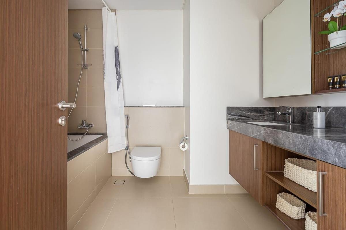 Frank Porter - 5242 Emaar Tower Апартаменти *