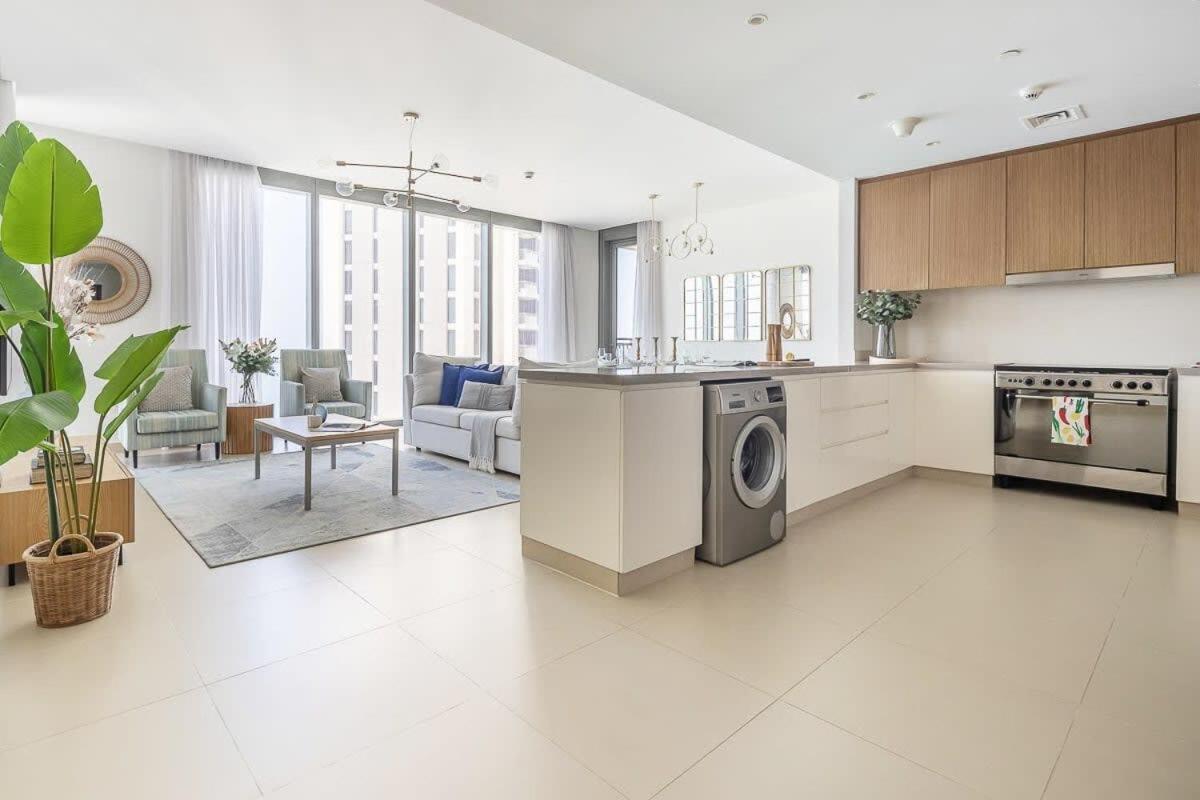 Frank Porter - 5242 Emaar Tower Апартаменти